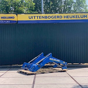 New Holland Stoll 750TL/FZ30 voorlader