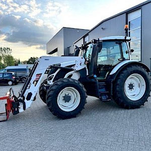 Valtra N104 Hitech VERKOCHT!