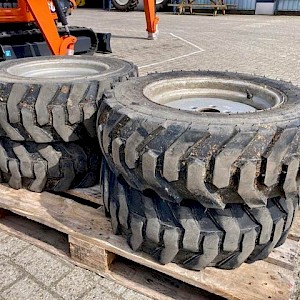 BKT   Trelleborg 27x8.50-15 Banden