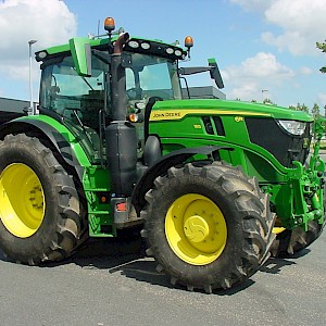 John Deere 6R 185