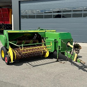 John Deere 466