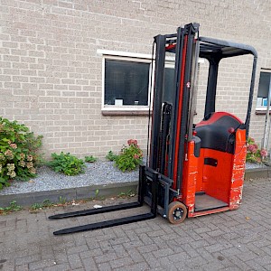 LINDE E10 (334) Compact heftruck TRIPLO 5,2 m Shift