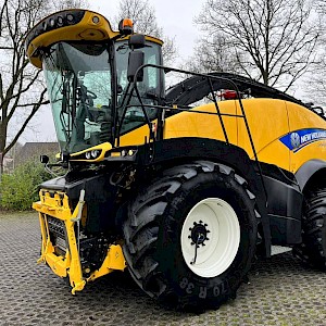 New Holland FR 550