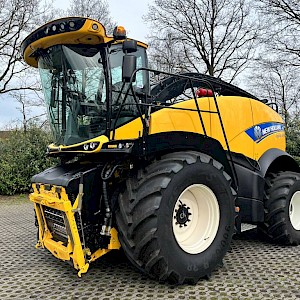 New Holland FR 550