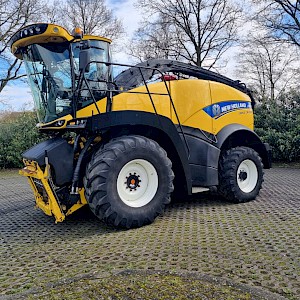 New Holland FR 650