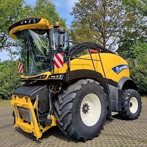 New Holland FR 650