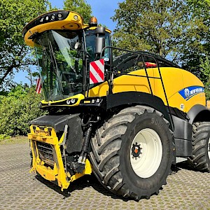 New Holland FR 780