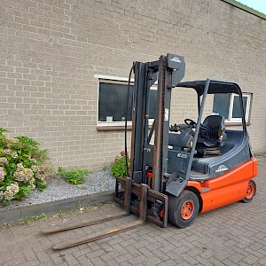 LINDE E25-02 Elektrische Heftruck Duplo SHIFT