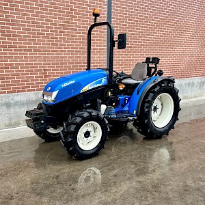 New Holland T3030