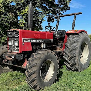 Tractor 4WD Case International, 633