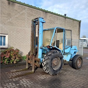 MANITOU M430CP Ruwterrein heftruck 4X4 TRIPLO