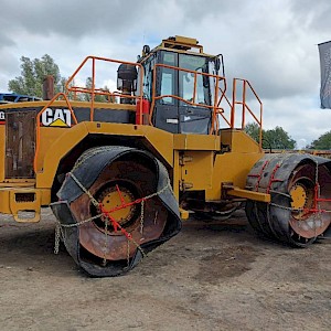 Cat 826G landfill loader waste compactor 8406 engine