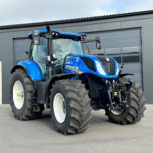 New Holland T7.245 Autocommand Stage 5