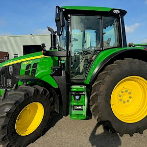 John Deere 6120M AQ AT ready. DEMO