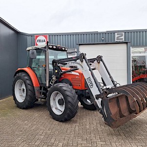 Massey Ferguson 5455 DYNA-4