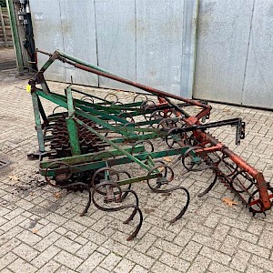 Triltand Cultivator