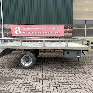 Bakkenwagen  bale trailer