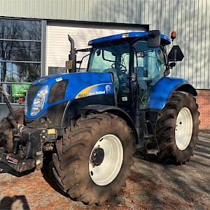 New Holland T6030 RC