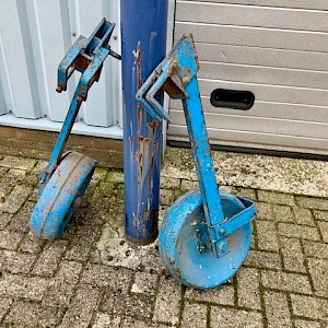 Steunwielen Cultivator