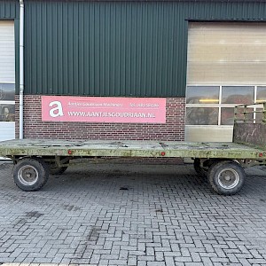 Gebruikt Materiaal/balenwagen  platform trailer