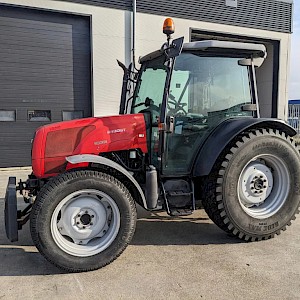 Massey Ferguson Tractor MF 2430 ST