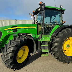 John Deere 7930 AP Autotrac ready