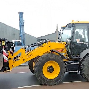 JCB 5CX, 6 053 uur, bj 2016