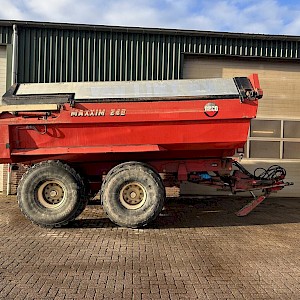 maxxim 240  dump trailer