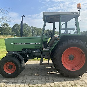 Fendt 305 LS trekker