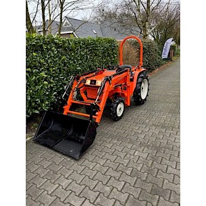 Kubota B1-17 Bulltra met voorlader, al vanaf € 99,- per maand.