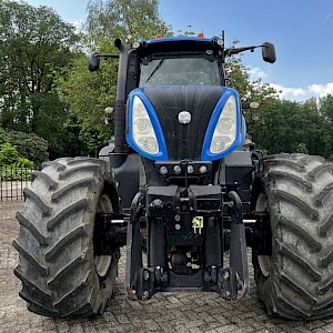 New Holland T 8.360 Ultra Command