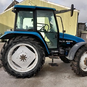 New Holland TL90