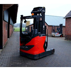 Linde R14 reachtruck accu bj 2023 triplex sidesift