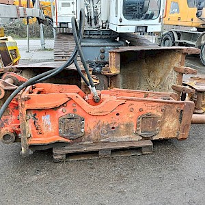 NPK E 210 GH9 hamer hammer hydraulic 18-25 ton 2000