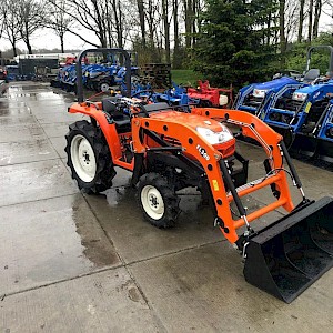 Kubota KT24 met voorlader