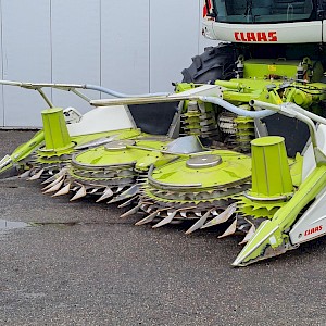 Claas Orbis 450 rotary corn header