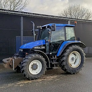 New Holland TS90