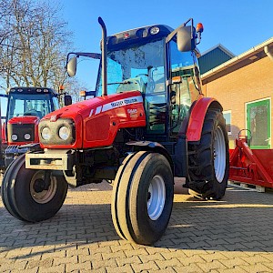 Massey Ferguson 5445