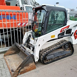 Bobcat T450 skid steer tracked loader lader A/C R/C radio