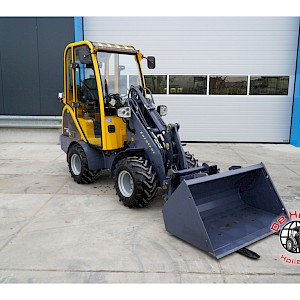 Eurotrac W11MC