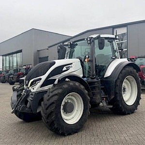 Valtra T145 Direct, 2022, 2.975 uur!