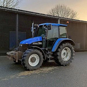 New Holland TS90