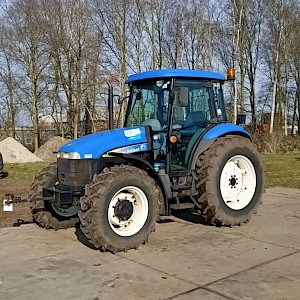 New Holland TD5040 Tractor