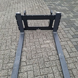 Giant PV-FEM2_SPEC-1200-G