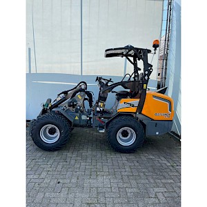 Giant G2700 X-TRA HD+