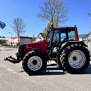 Valtra 6400, Luchtremmen, Fronthef, Frontaftakas
