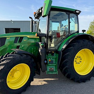 John Deere 6R130 AP