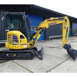 Komatsu PC26MR