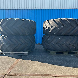 Michelin MegaXbib 620/75R26 op 12 gaats JCB velgen