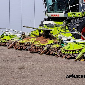 Claas Orbis 750 Rotary corn header